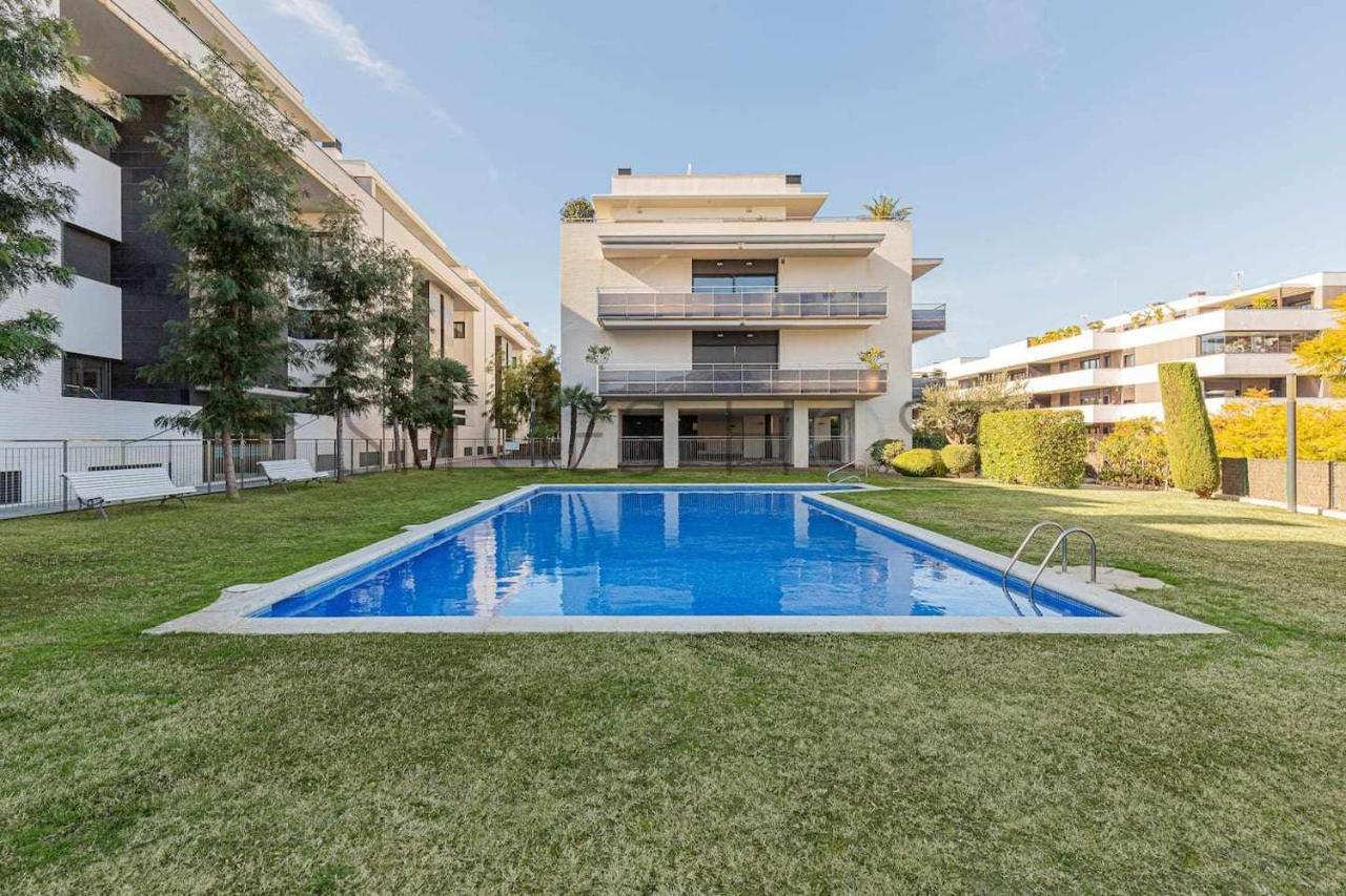 Port Con Piscina A 5 Minutos De La Playa Apartment *